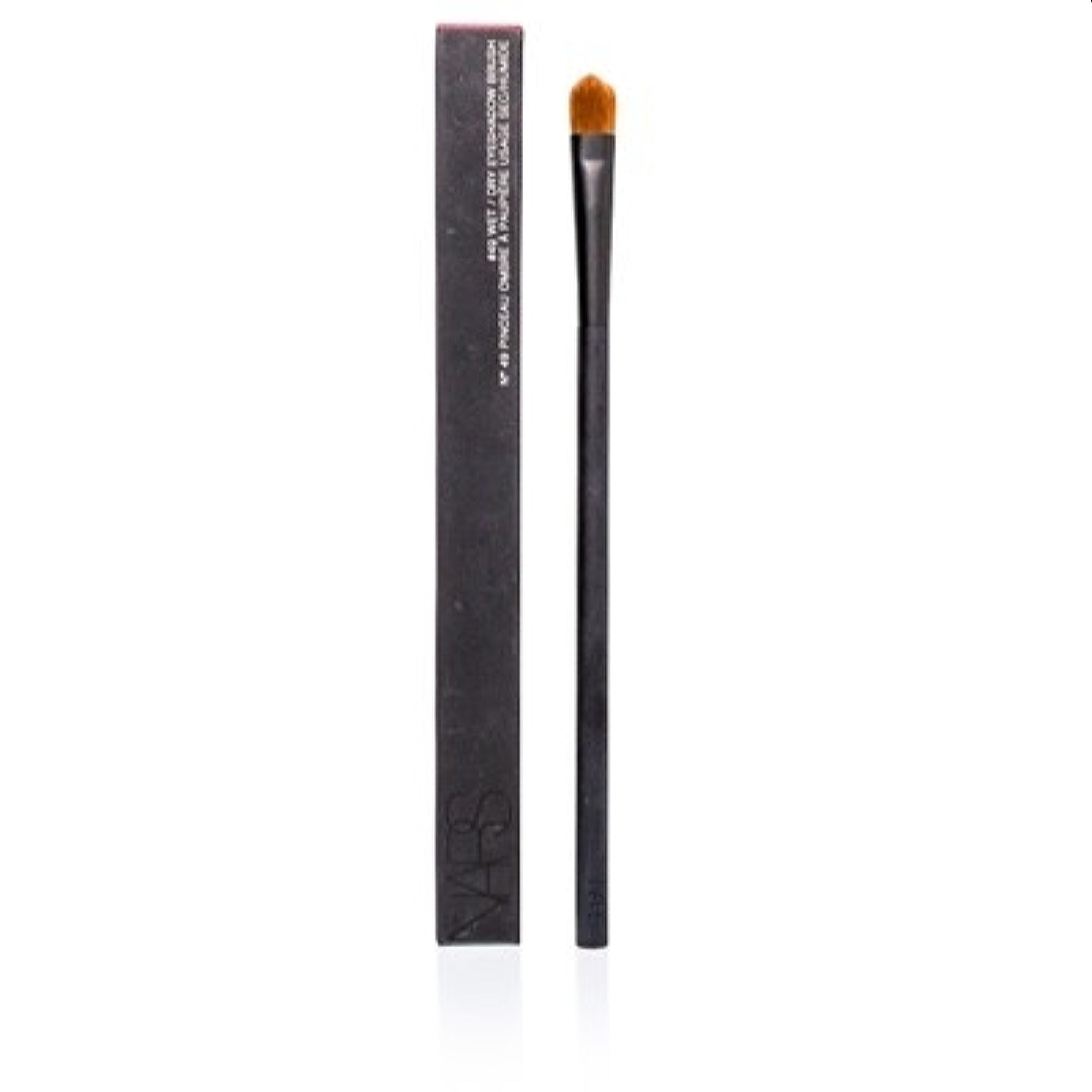 Nars  Nars #49 Wet Dry Eyeshadow Brush  607845018629